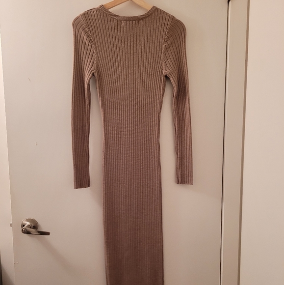 Tan maxi dress - Picture 2 of 2